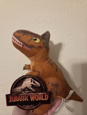Jurassic World Universal Studios Plush Dinosaur  NWT
